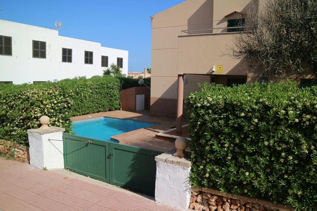 Spectacular Villa With Swimmingpool In Cala Blanca カラ・ブランカ エクステリア 写真